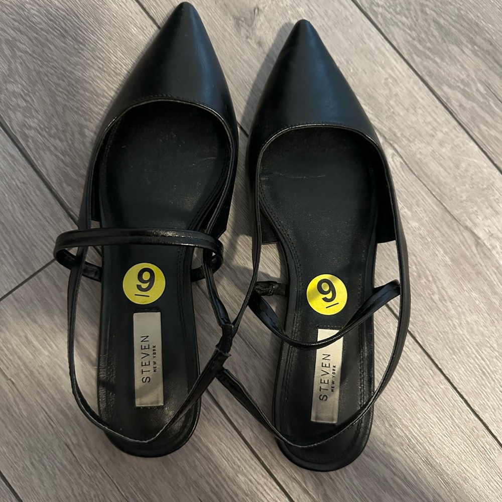 Steven By Steve Madden Black Strappy Flats